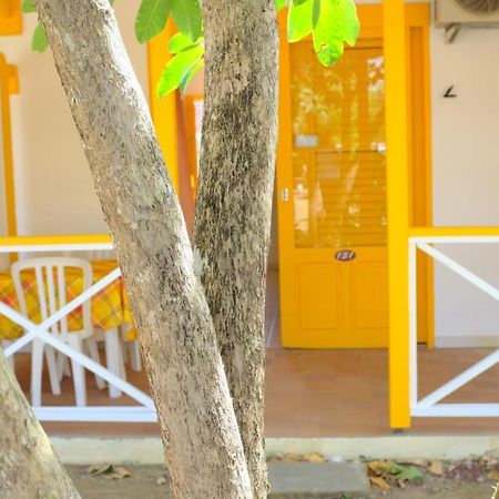 Imperatrice Village - Résidence sur la plage Les Trois-Ilets Exterior foto